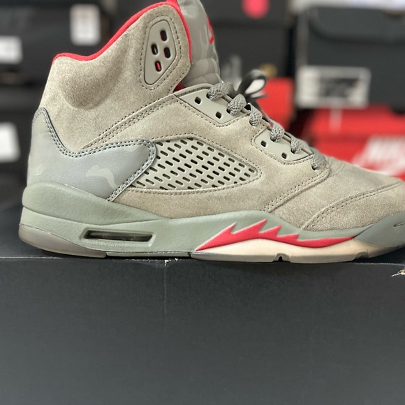 Jordan 5 Retro
P51 Camo (GS) - Picture 3 of 9